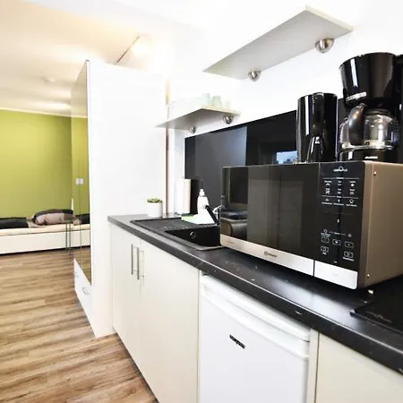 Apartment Work & Boardinghouse In