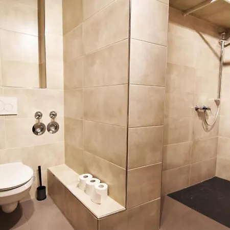 Work & Boardinghouse In Apartment