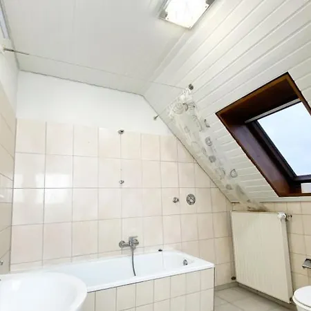 Work & Boardinghouse In