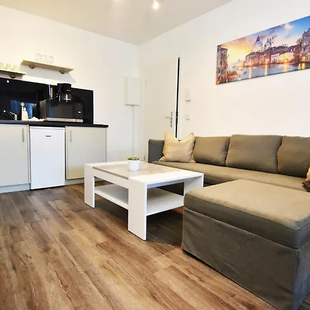 Work & Boardinghouse In *