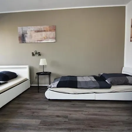 Work & Boardinghouse In Apartment *