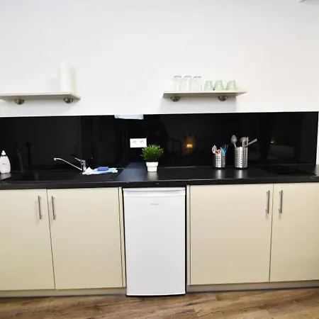 Work & Boardinghouse In Apartment
