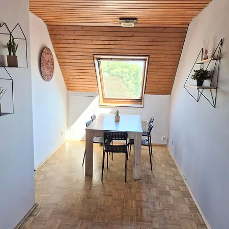Apartment Work & Boardinghouse In *
